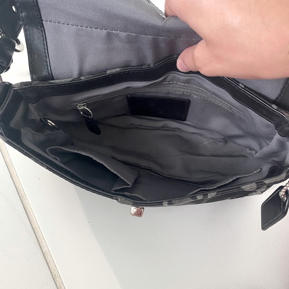 Coach Bag - Picture 2 of 2